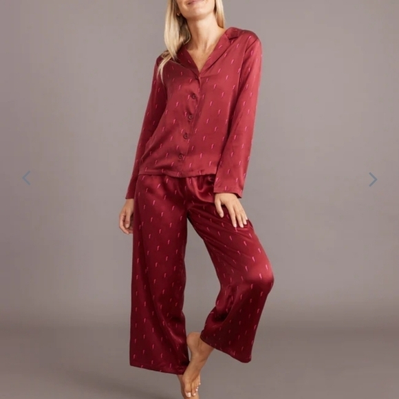 Marine layer Washable Silk PJ Top in Rhododendron Lightning Bolt Print - Picture 5 of 7